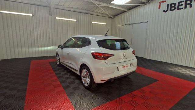Renault Clio image 6