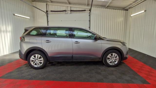 Peugeot 5008 image 7