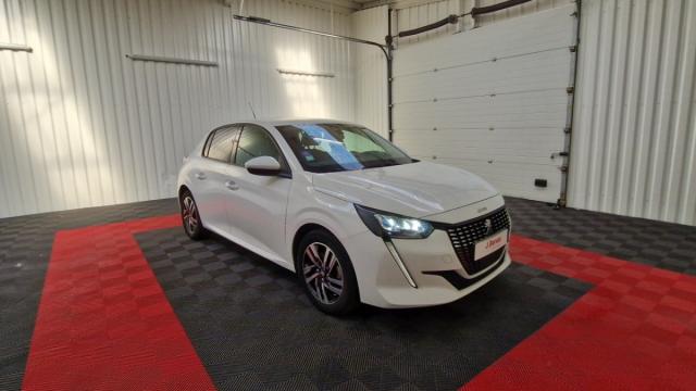 Peugeot 208 image 5