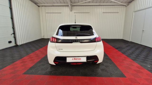 Peugeot 208 image 4