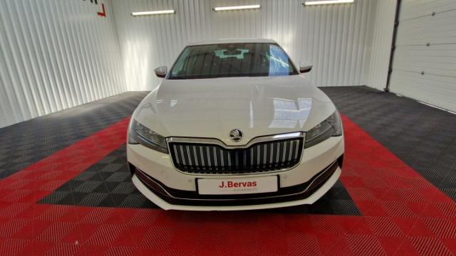 Skoda Superb image 3