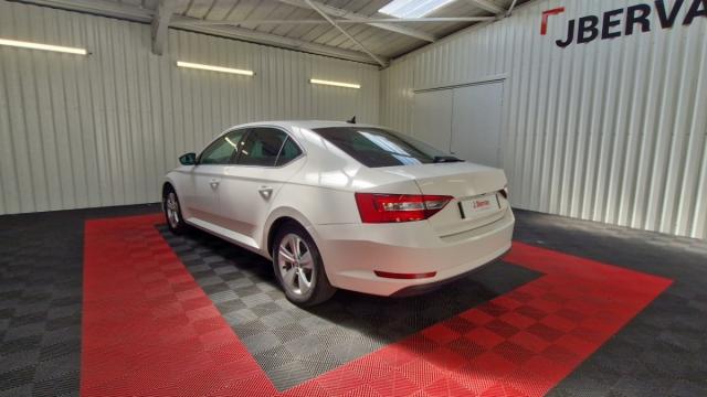 Skoda Superb image 6