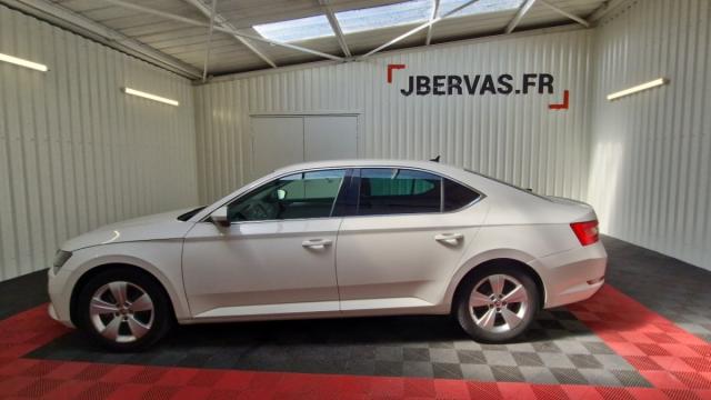 Skoda Superb image 8