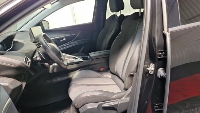 Peugeot 3008 image 1