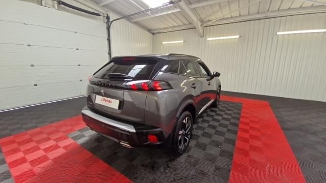 Peugeot 2008 image 3