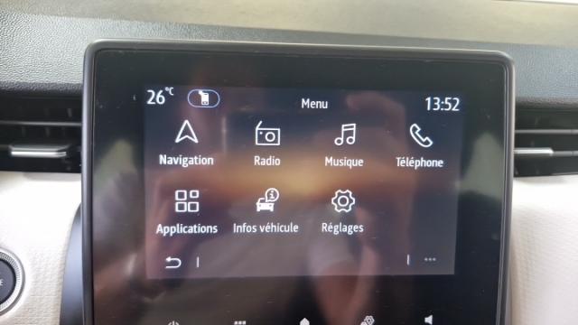 Renault Clio image 2