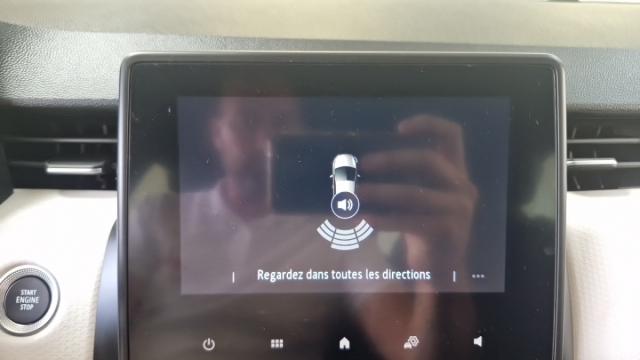 Renault Clio image 8