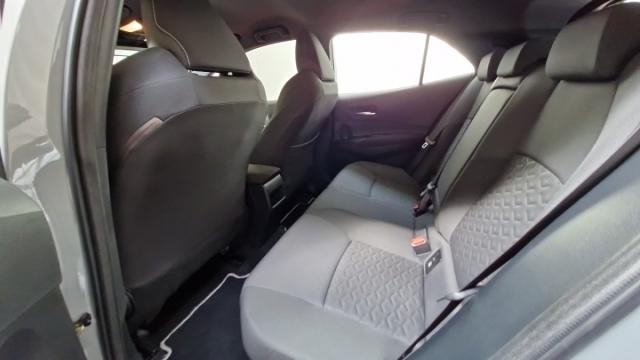 Toyota Corolla image 8