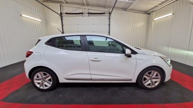 Renault Clio image 2