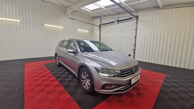 Volkswagen Passat Sw image 2