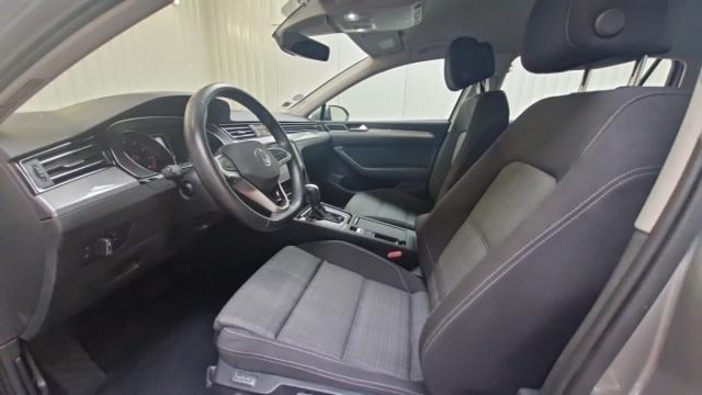 Volkswagen Passat Sw image 9