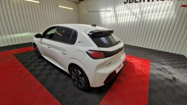 Peugeot E-208 image 9