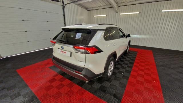 Toyota Rav4 image 9