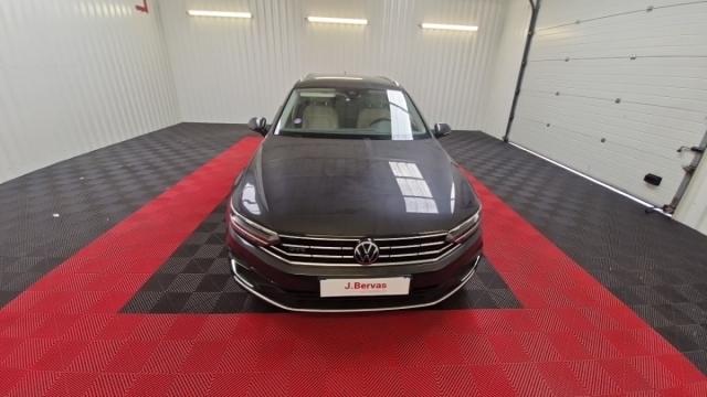Volkswagen Passat Sw image 4