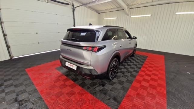 Peugeot 5008 image 6