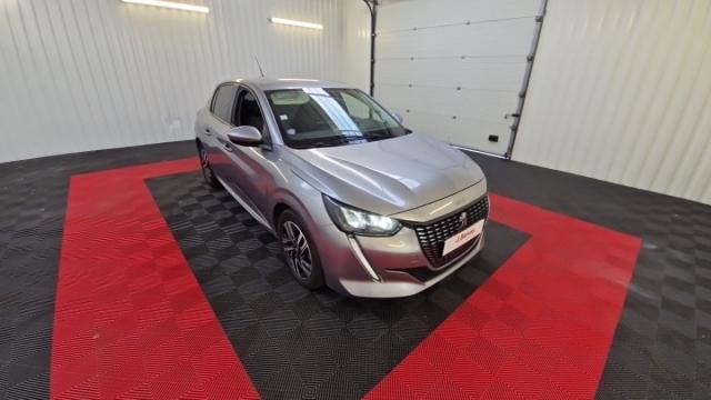 Peugeot 208 image 8