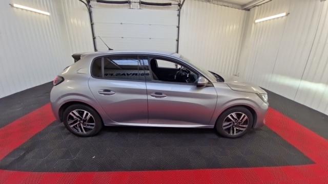 Peugeot 208 image 9