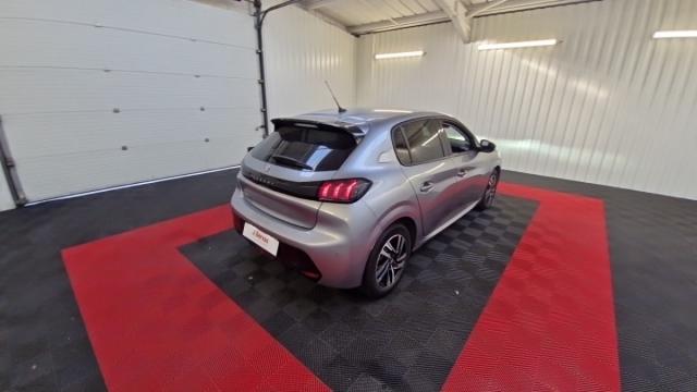 Peugeot 208 image 6