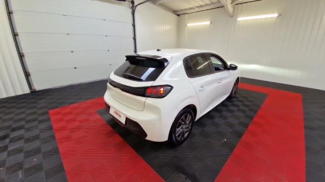 Peugeot 208 image 4