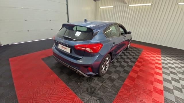 Ford Focus image 8