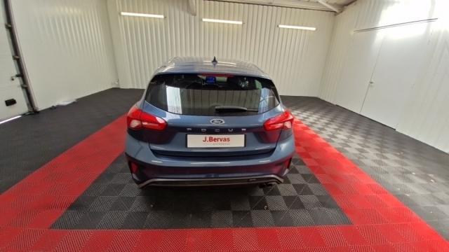Ford Focus image 6