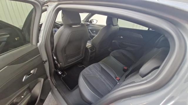 Peugeot 408 image 9