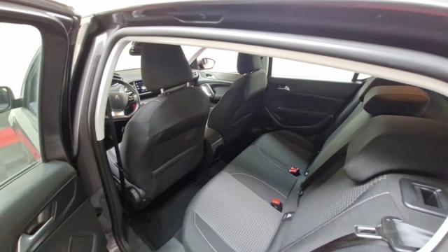 Peugeot 308 image 5