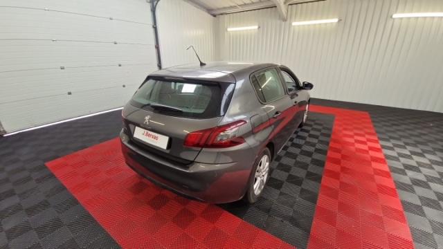Peugeot 308 image 9