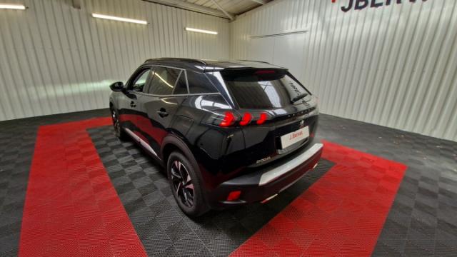 Peugeot 2008 image 2