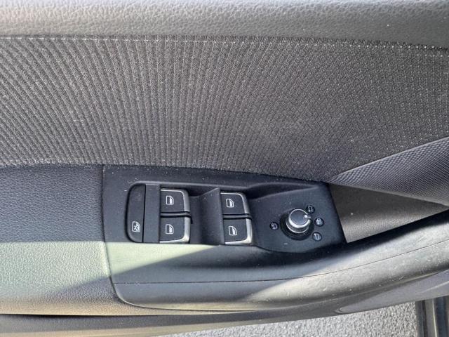 Audi Q3 image 8