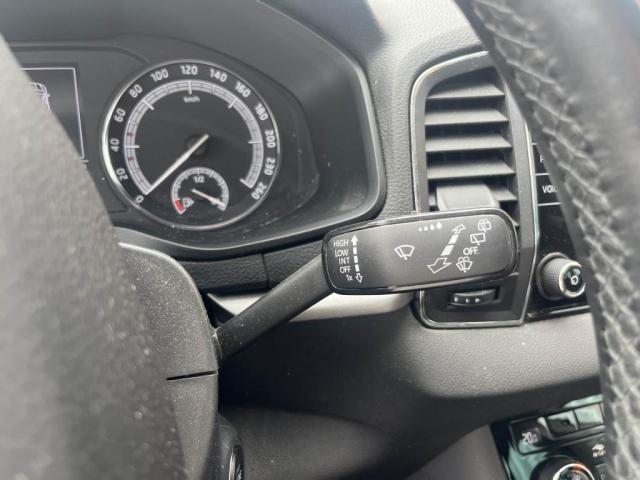 Skoda Karoq image 4