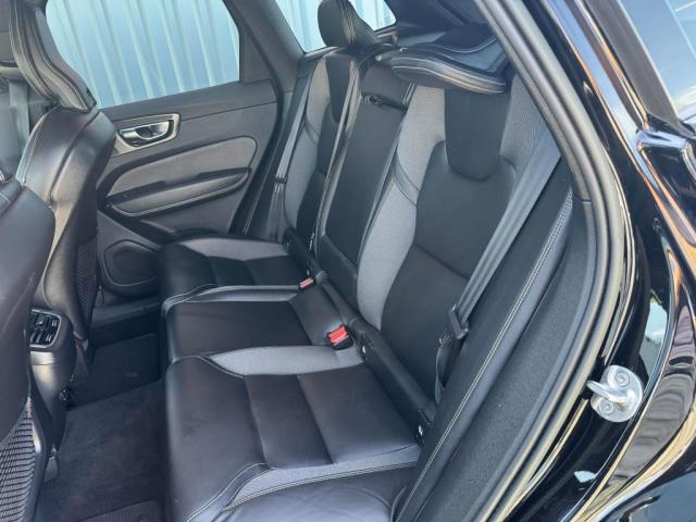 Volvo Xc60 image 1