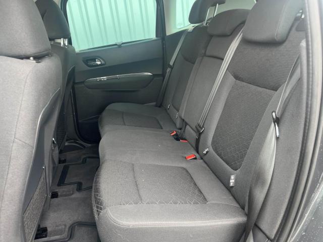 Peugeot 3008 image 8