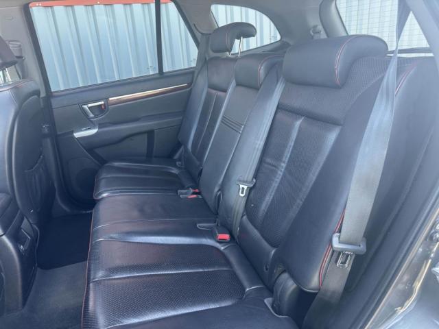Hyundai Santa Fe image 8