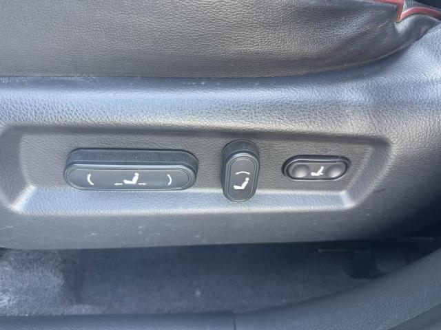 Hyundai Santa Fe image 2