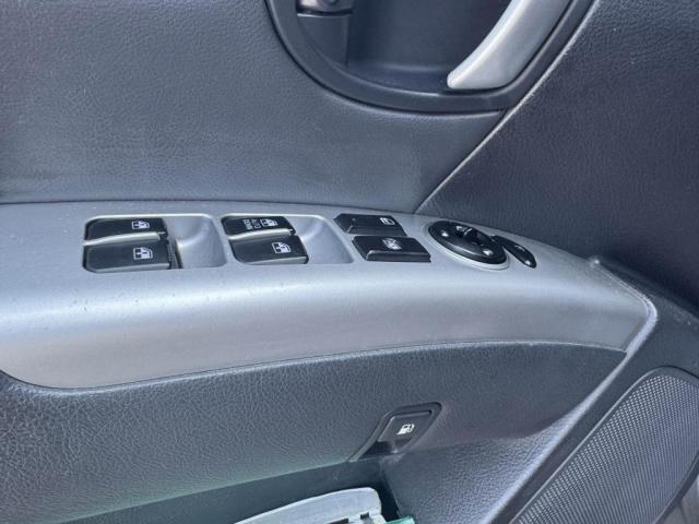 Hyundai Santa Fe image 1