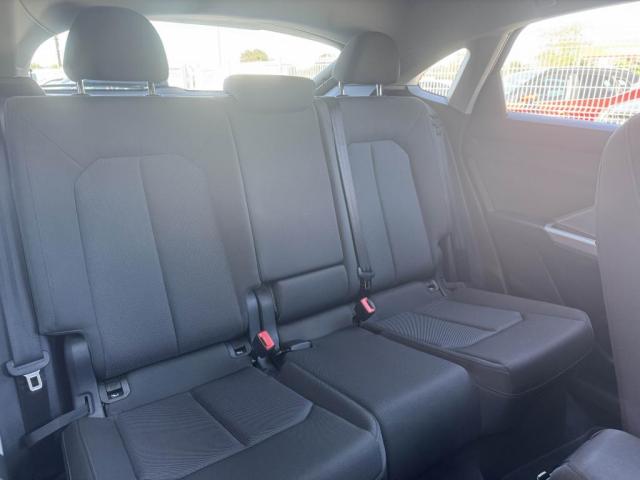 Audi Q3 image 8