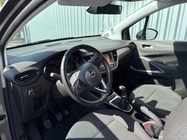 Opel Crossland image 2