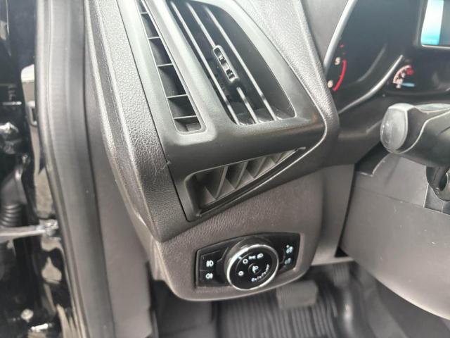 Ford Transit Connect image 1