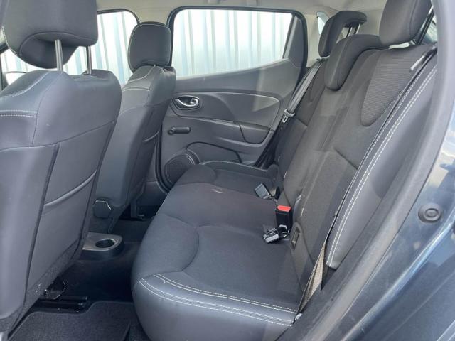 Renault Clio image 8