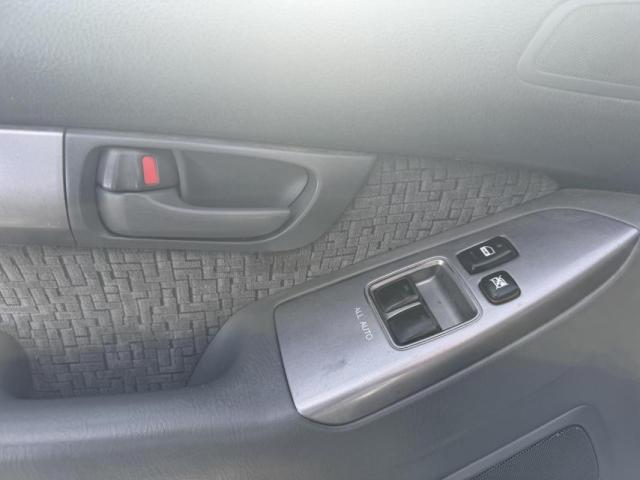 Toyota Land Cruiser image 5