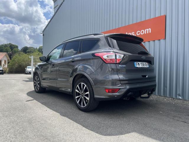 Ford Kuga image 2