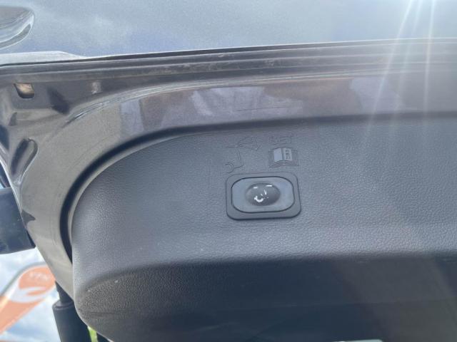 Ford Kuga image 4