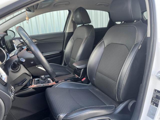 Kia Cee'D image 1