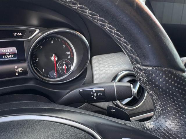 Mercedes Benz Gla image 7