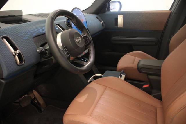 Mini Countryman image 5