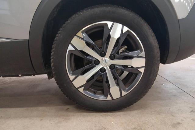 Peugeot 5008 image 9