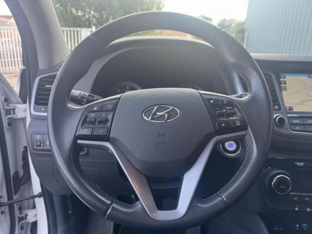 Hyundai Tucson image 3