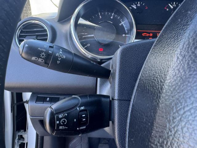 Peugeot 3008 image 1