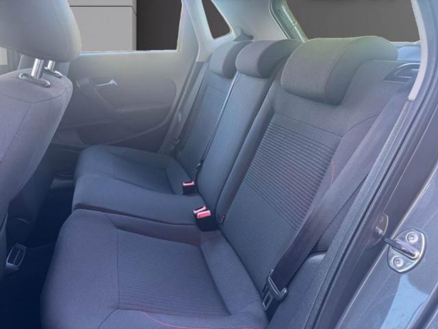 Volkswagen Polo image 7